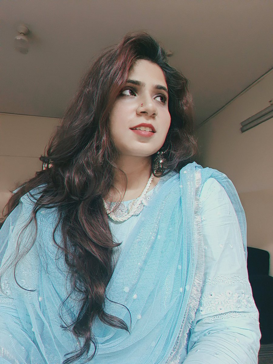 SeharSHasan's tweet image. Felt delete might cute later... 😪

#JhumkaTwitter
