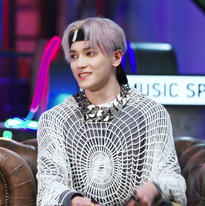 LOOKSTY's tweet photo. #TAEYONG Music Space https://t.co/0ABbKXR4wt