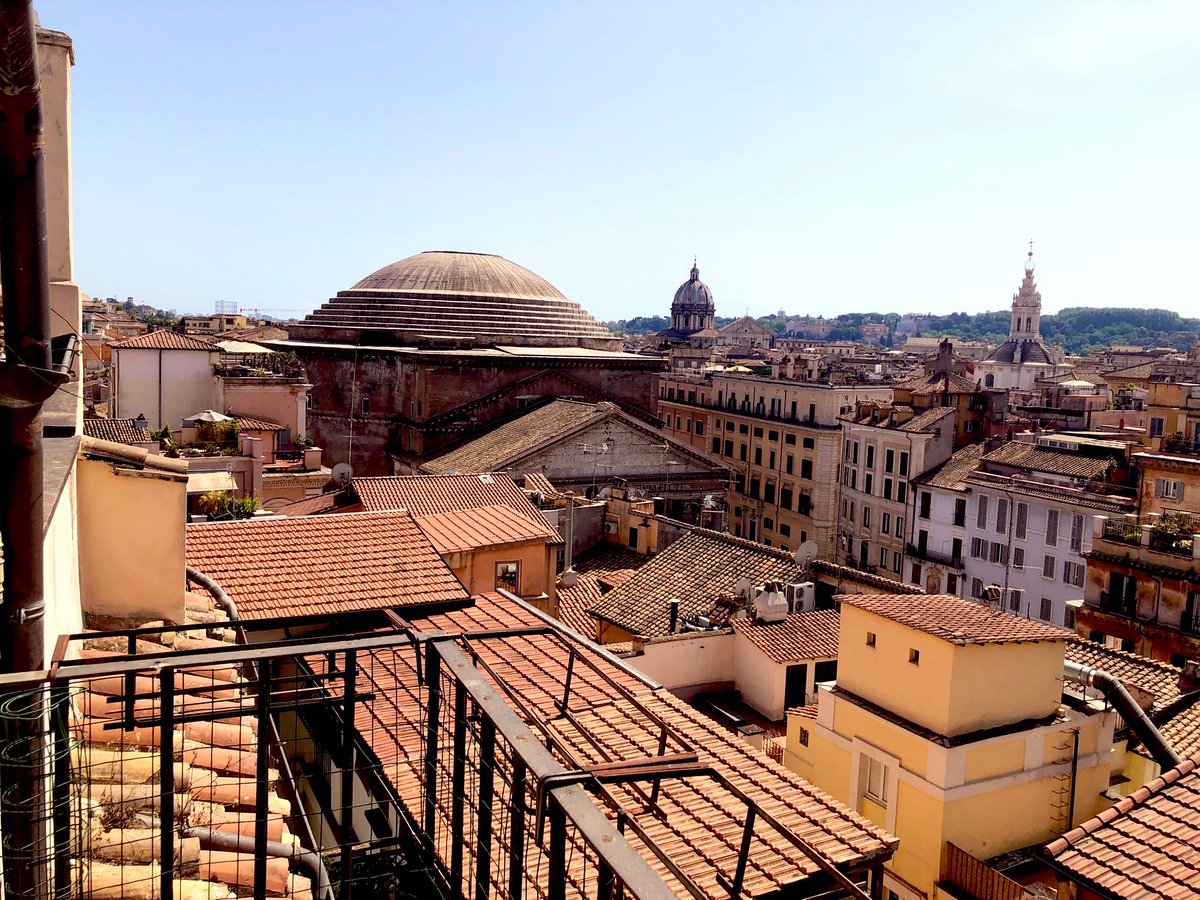 markBgoDawgs's tweet photo. Pretty sweet views from our apartment in Rome! https://t.co/y6MjhKU1gU