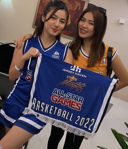 doughnbel's tweet photo. PAT AND TRISH 💞 #BelleMariano https://t.co/bn0SbflE6U