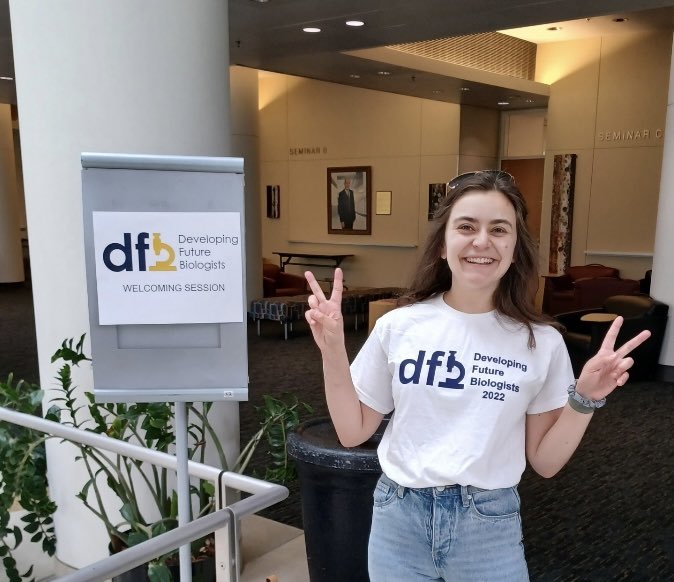 DFB_UM's tweet photo. It’s HAPPENINGGGG!!! #DFB2022 is underway, and we’re so excited to see our students for a week of #devbio. Go blue!! (@chemiscream @JayMoltzau, pictured) https://t.co/zrMXiM9NTj