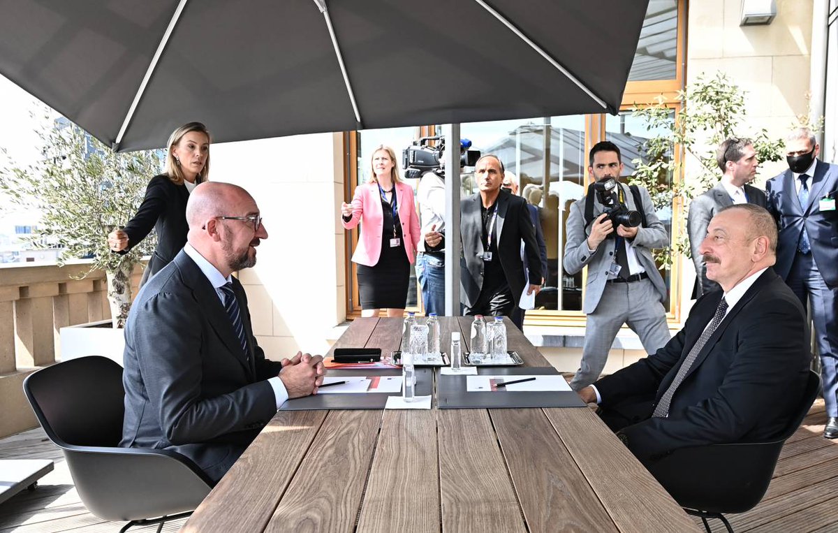 NovruzRashad's tweet photo. President of 🇦🇿 Mr. Ilham Aliyev and EuroCouncil President Mr. Charles Michel held a bilateral meeting. 🇪🇺 and 🇦🇿 are strategic partners. Much to discuss on Azerbaijan-EU affairs +  regional agenda. Time for strategic decisions. Security, connectivity and trade top the agenda. https://t.co/K41vj5VPqe