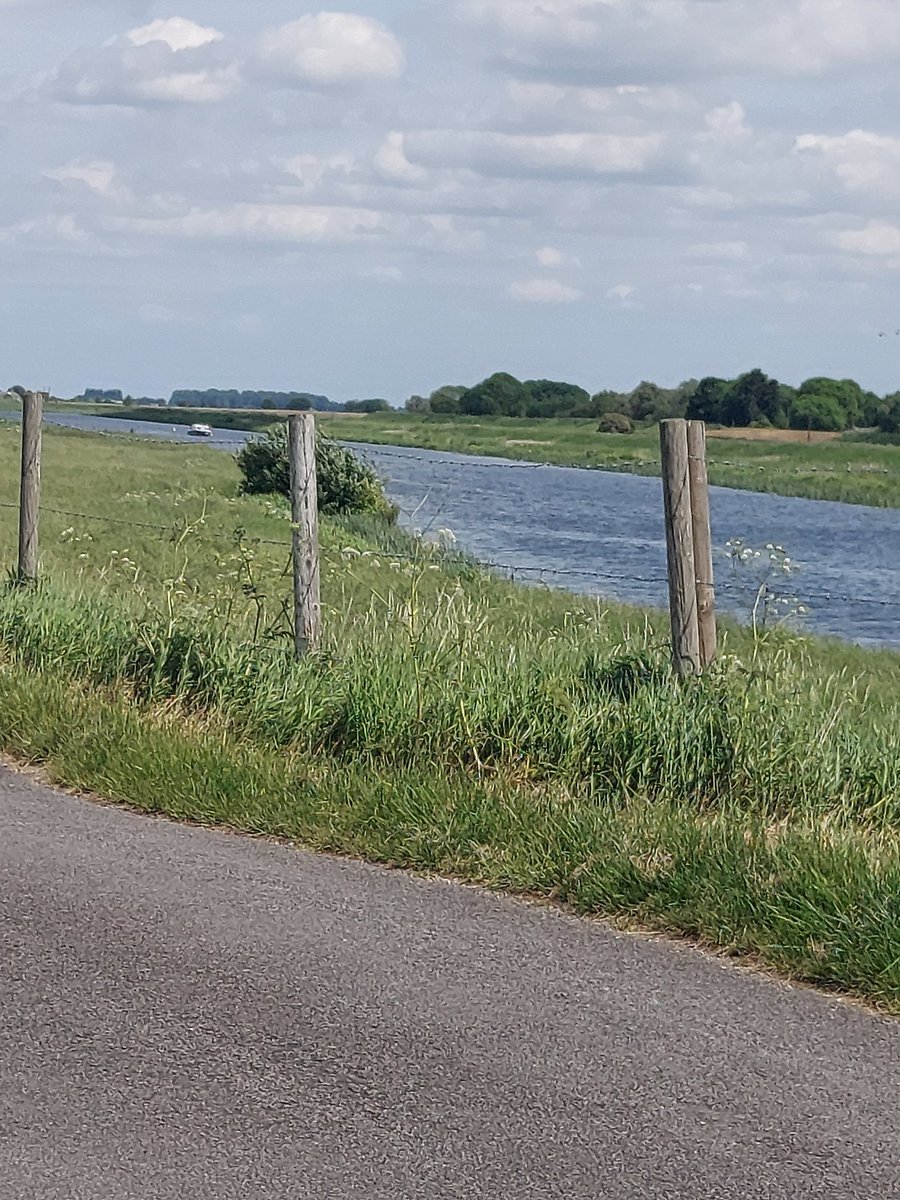 PennyBrett's tweet photo. 30 miles today #BhflondontoBrighton https://t.co/7pwh1Uf1es
