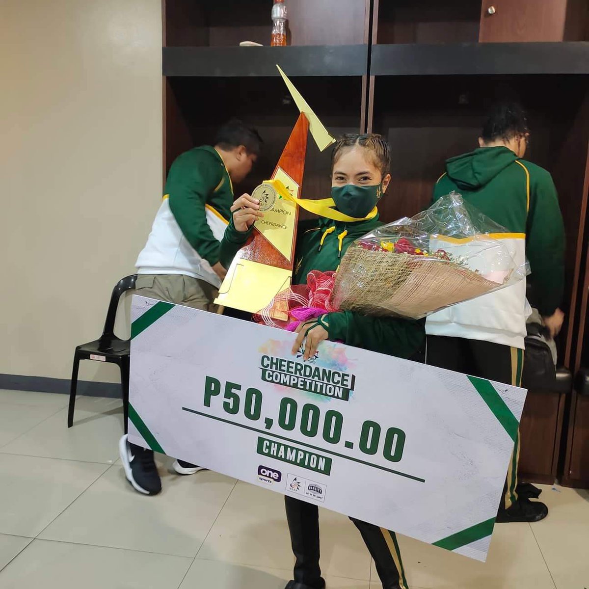loisodeswank's tweet photo. #NewProfilePic #ChamFEUn #WeWillRockFEU #FEUCS ๐๐ฐ https://t.co/3VJQn8wBNH