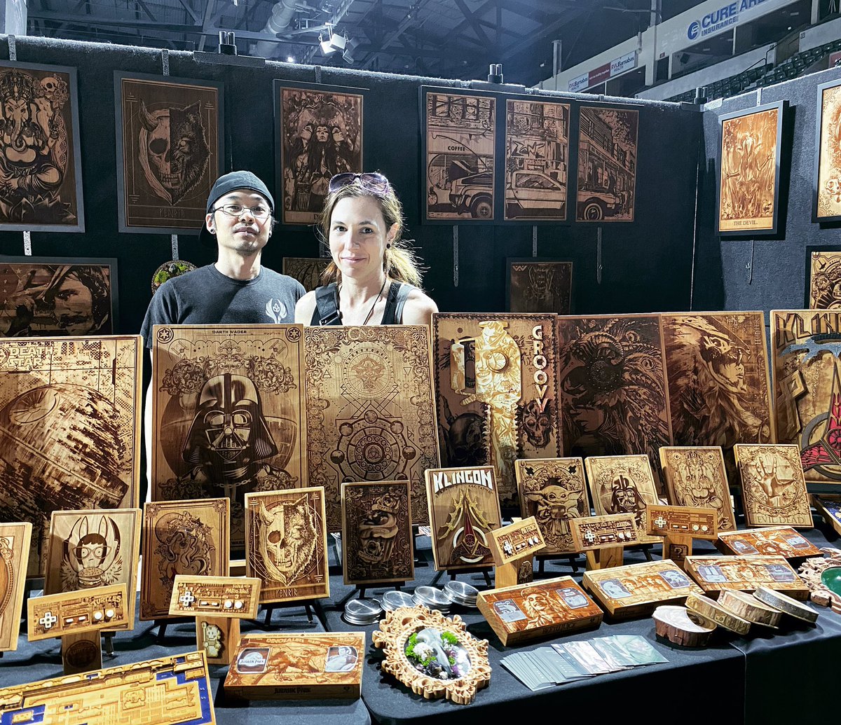 SpitFire_Labs's tweet photo. Good morning #trentonnj @trentonprfm see you soon! #conlife #confam #vendor #vendorlife #vendorfam #spitfirelabs #spitfirelabsnyc #laserengraving #laseretch #woodart #artonwood #artmakesmehappy #trentonpunkrockfleamarket #tprfm https://t.co/HIg4T3Ai0a