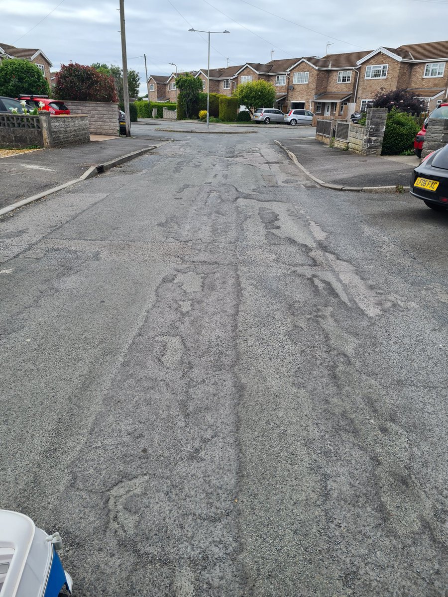 tjrud91's tweet photo. @BridgendCBC @JamieWallisMP where can I log potholes please, as my street is in poor condition. (Waunlon, Porthcawl) https://t.co/CXgjBvgZV4