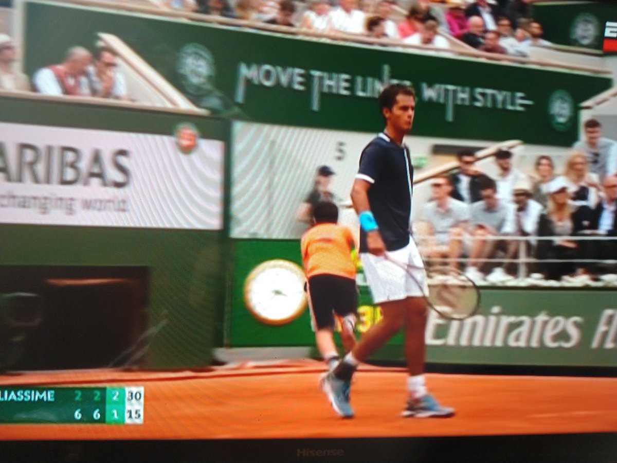 YuriSportMan's tweet photo. Apoyando a #varillas 
Arriba 2 sets https://t.co/VnFJMMq1td