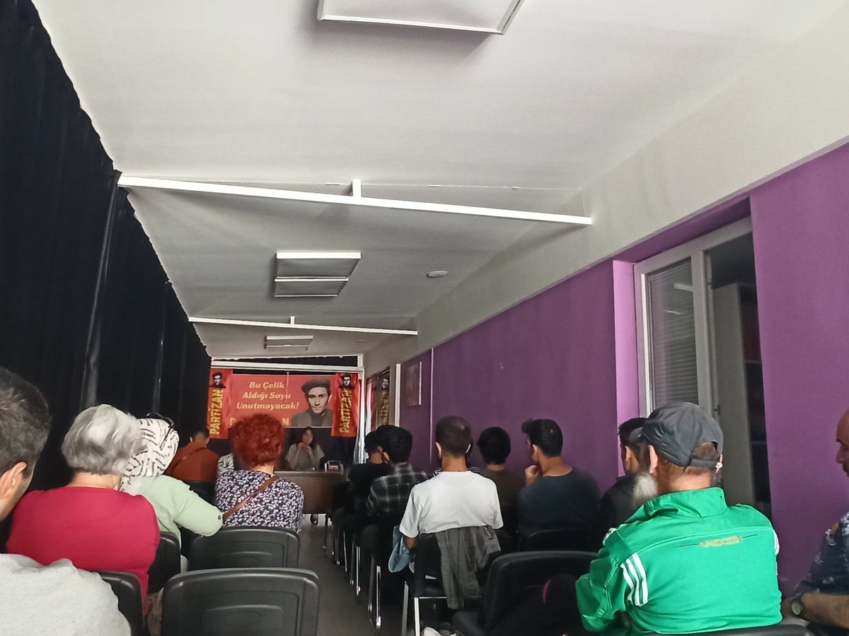 Önder yoldaşımızı andığımız etkinliğimiz   Partizan temsilcisinin konuşmacı olduğu panel ile devam ediyor.
Bu çelik aldığı suyu unutmayacak!
#ibrahimkaypakkaya