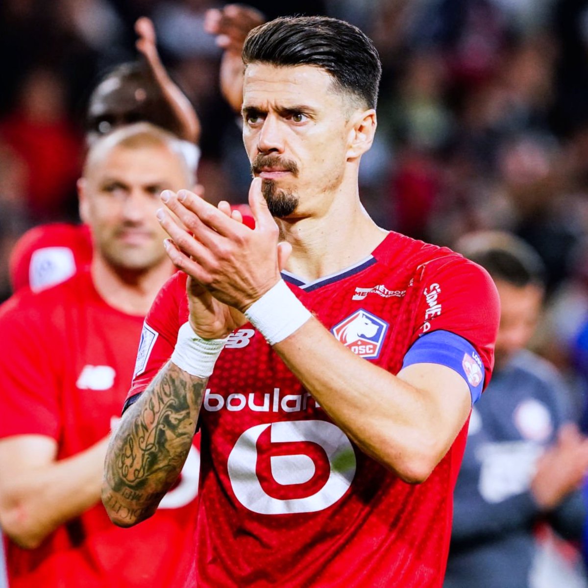 Aos 38 anos, José Fonte jogou 𝙩𝙤𝙙𝙤𝙨 os minutos das 38 jornadas da Ligue 1 esta temporada 😲👏