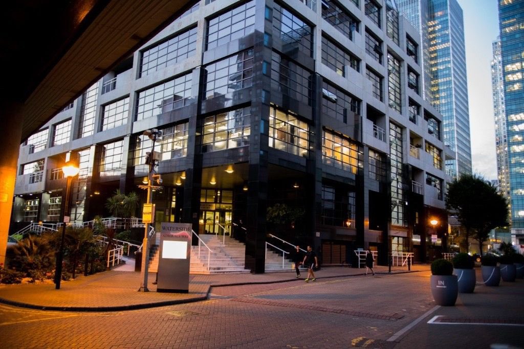 So look forward to the role of the Office Boss and being directed by award winning director #AtanuGhosh  in the the forthcoming Bengali film Aaro Ek Prithibi. Filming in Canary Wharf  this coming Tuesday …. Huge thanks to #RupsaBanerjee for casting me <a href="/vshowcards/">vShowcards.com</a> <a href="/EvoTalentLtd/">Evolution Talent Ltd</a>