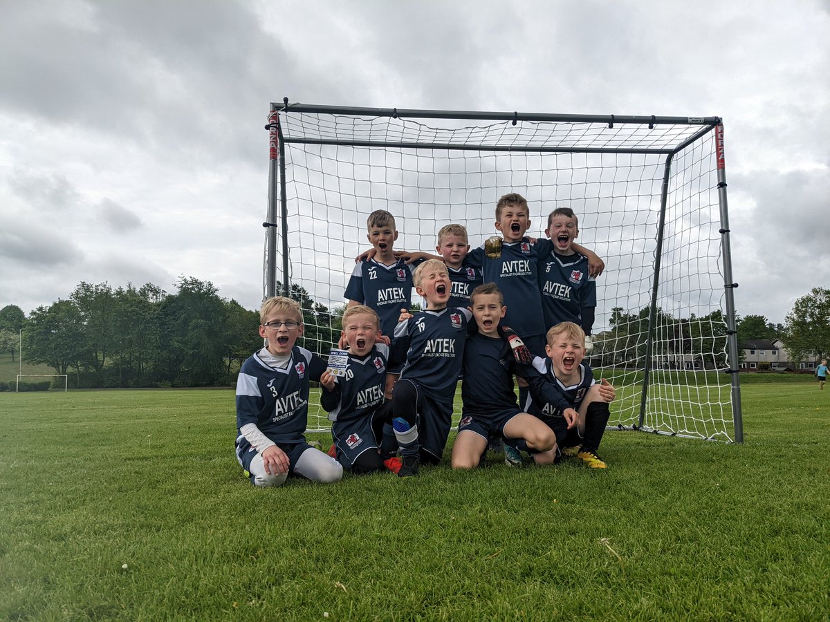 RoversCC2014s's tweet photo. Lots of goals, tackles, energy, and most importantly lots of fun for the Rovers Thunder and Lighting sides this morning against our friends from The Young Glens and East Fife Community Football Club 

Well done to Ethan and Ethan for the fair play cards 👍⚽ https://t.co/0pbXGClRjT