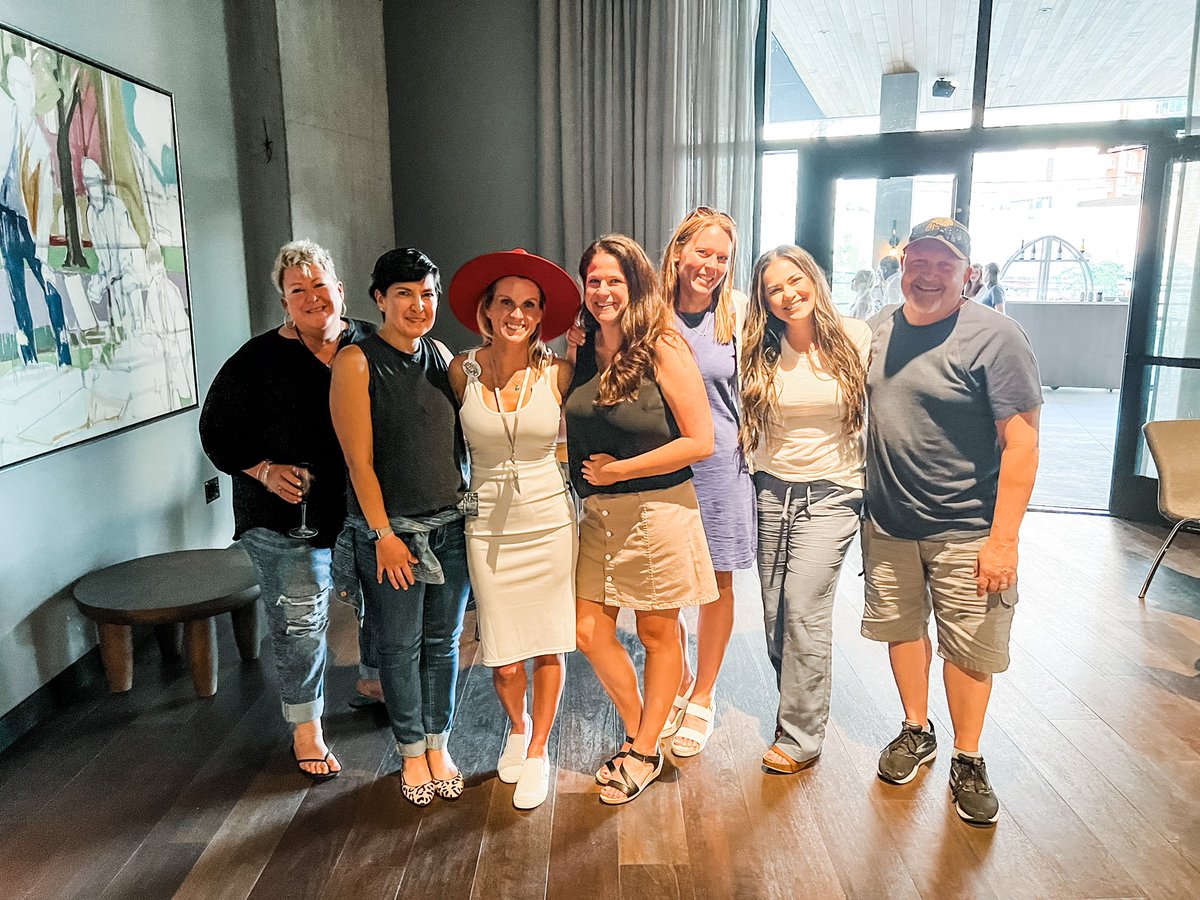 Hosting these #ECMO Specialists from <a href="/CareForKids/">Valley Children's</a> has been fun! Learning how things are done in #California and getting to know them was a treat for our team. One common goal: Save more lives!! #Nashville #SEECMO