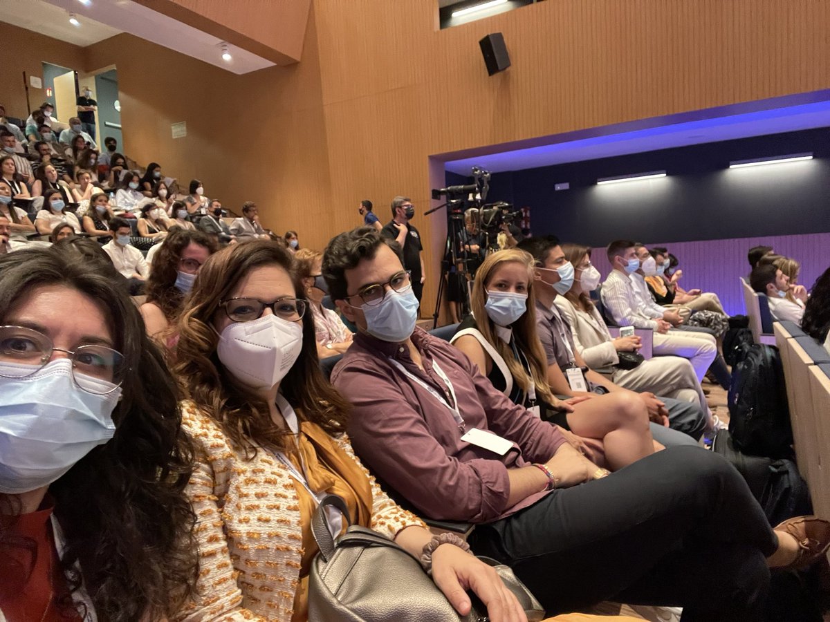 MaraNievesCabr1's tweet photo. #JornadasToledo2022 @SEMNIMoficial Primeras jornadas presenciales de #MedicinaNuclear tras pandemia. #Teragnosis #PETRM #InmunoPET. Seguimos avanzando juntos. Un lujo asistir con mis resis #SomosClinico y reencontrarnos con compañeros y amigos https://t.co/gabopWMSmG