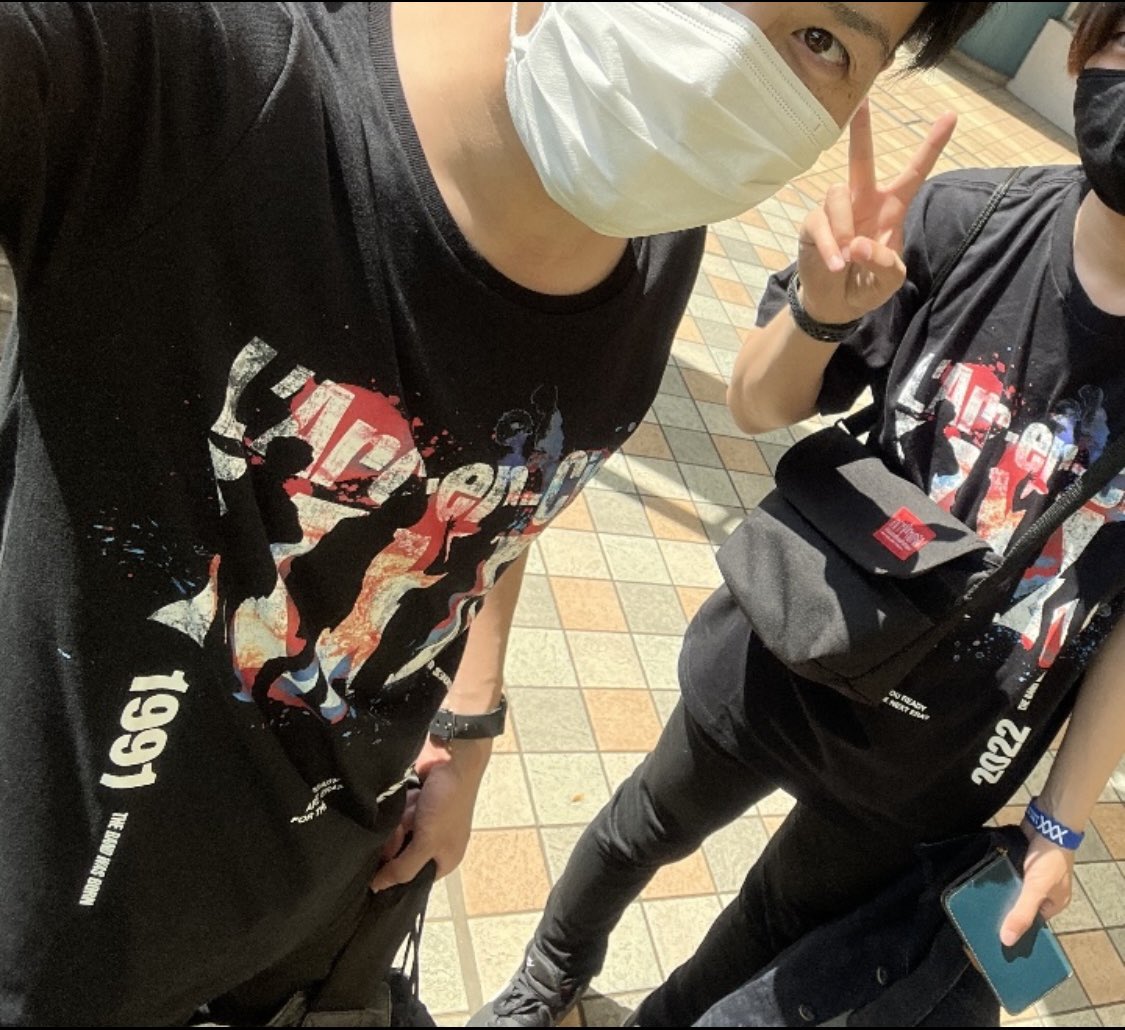 Show_LOST_ASH's tweet photo. 自分がバンドをやるきっかけは紛れもなくL'Arc〜en〜Cielさんでした。

本当に素敵な時間でした😭
ありがとうございました。

あー、やっぱバンドって良いわ。

#30thLAnniversaryLIVE https://t.co/WBGQrcftxd