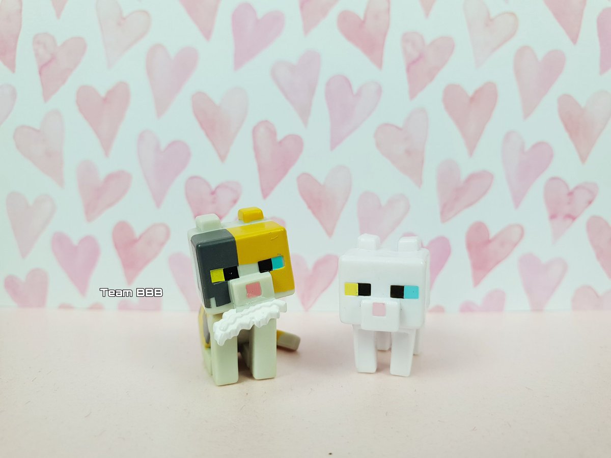 TeamBBB123's tweet photo. Snuggle Sunday 💗 Today is the perfect time for a snuggle with your favourite person, pet or plushie
#minecraft #minecraftcat #minecraftcats #cat #kitty #kittycat #toyphotography #toyphoto #sundayfunday #minifigure #minifigures #gamercollectibles #gamertoys @Minecraft @Mattel https://t.co/xttUp3rVNz