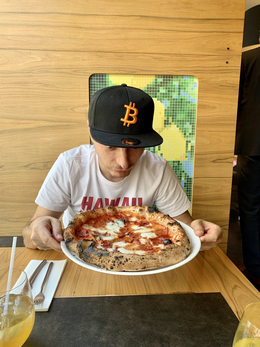 Stála 0.00039 BTC, jednou budu asi hodně litovat #BTCPizzaDay outfit by <a href="/BitcoinovejKnl/">BitcoinovejKnl</a>