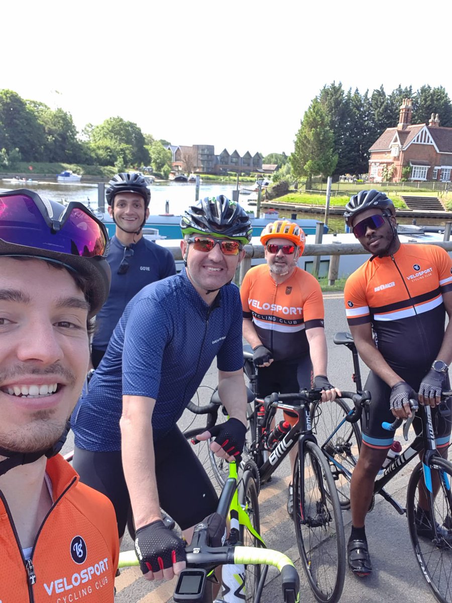 Glorious weather for club rides this week. James and his group out enjoying the sun with a loop out to Shepperton, popping into The Ferry for coffee and cakes.