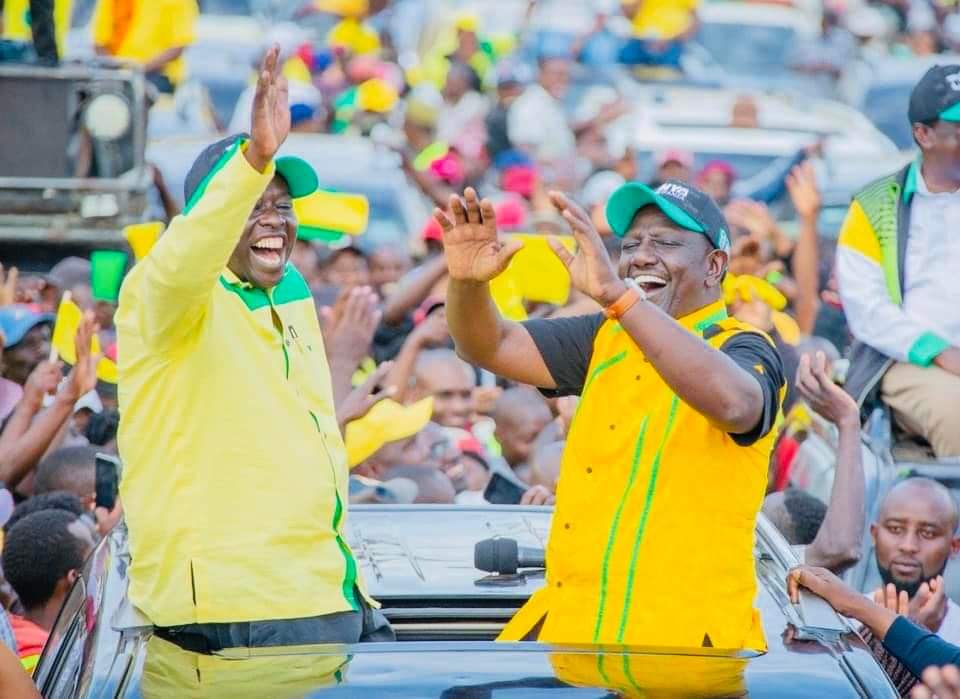 AluochSuzy's tweet photo. When they are happy Kenya is happy...

#Kenyakwanza
#UDApartyke https://t.co/TCtaRAPE46