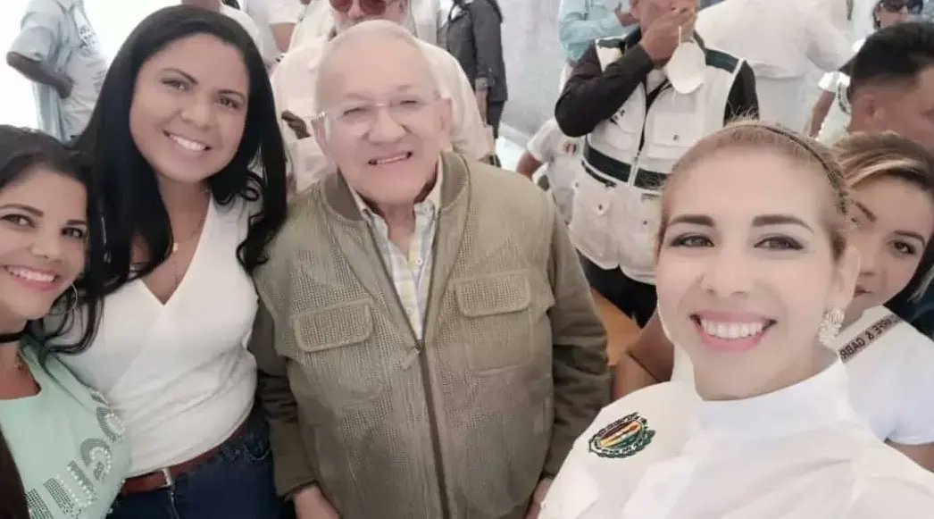 adfemeninave's tweet photo. Inscripción de Plancha 📄
Comité Ejecutivo Nacional.

Ayer, 21 de Mayo seguimos cumpliendo con el cronograma previsto y se inscribió la Plancha liderada por nuestro Secretario General @adbernabe quién junto un equipo multidisciplinario vamos a elecciones internas, las cuales los https://t.co/8kvKh412R4