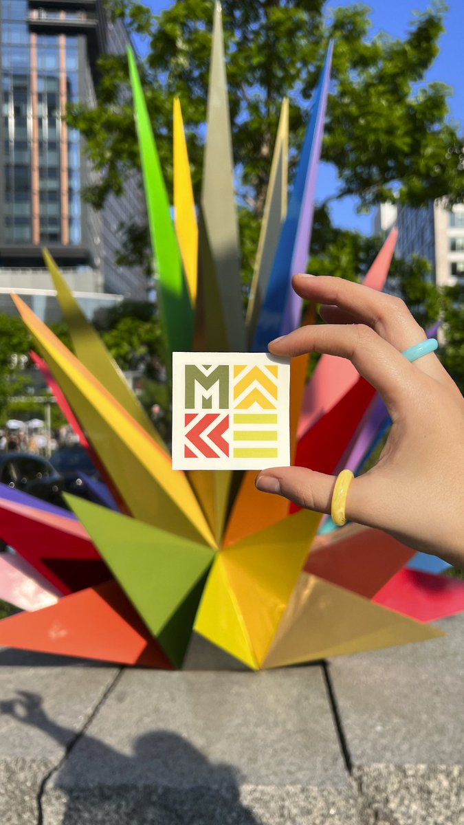 4lettersproject's tweet photo. Impromptu photo shoot in front of the inspiring @OKUDART sculptures @seaportbos - hand model @thegmlady https://t.co/4wARgwmKYZ