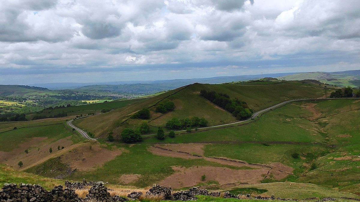 This Sunday Nick was up in Macclesfield visiting David and Matt who may no longer be members of the club but still love to ride in the club jersey when they meet up. A short 45km windy ride with plenty of gorgeous climbs as you'd expect in the Peaks.