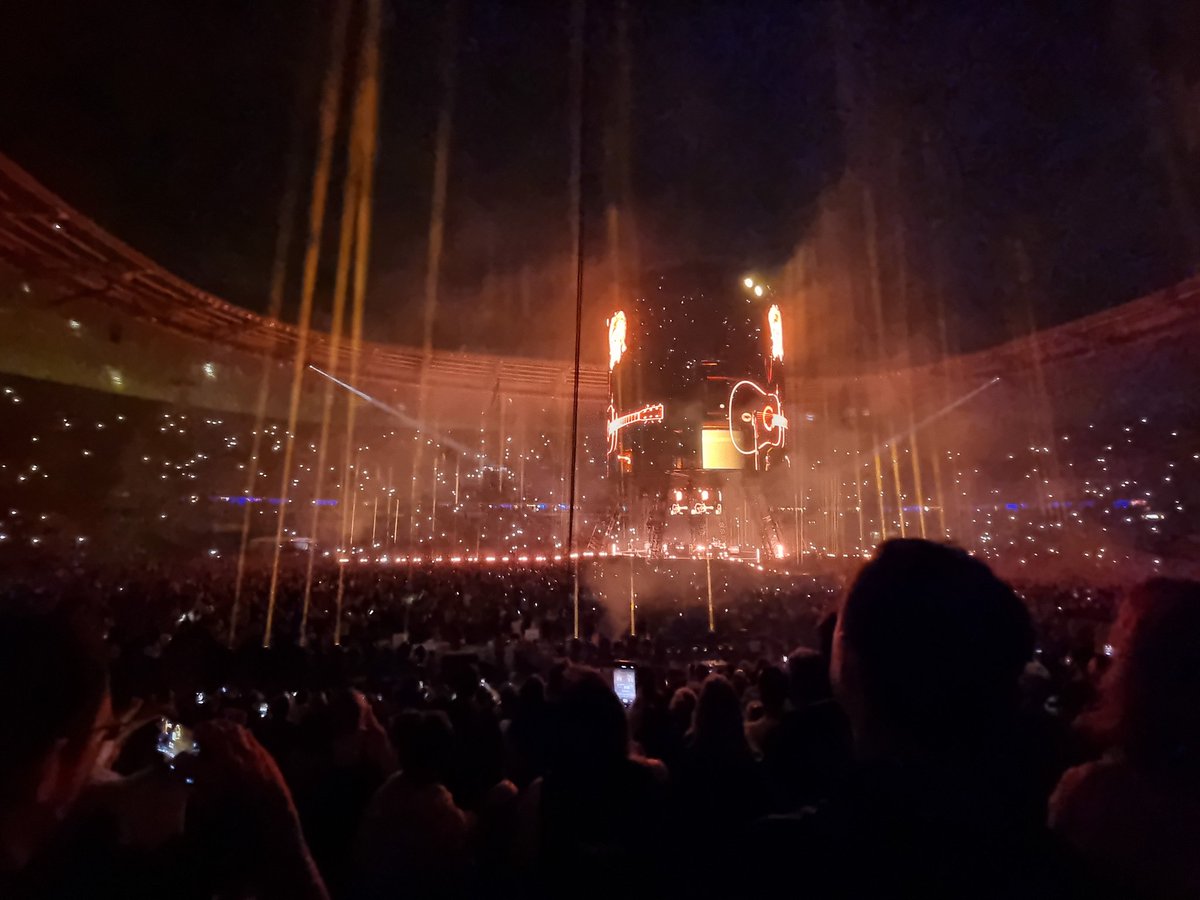 WonderZe's tweet photo. Venir de Lyon en fauteuil roulant👩‍🦽 retrouver ma plus belle rencontre @OsirisKalin que j'ai faite grâce à vous @indochinetwitt et puis vous revoir surtout !! Jamais j'aurai cru ça possible, au @StadeFrance , incroyable, merci🙏 je vous aime tjrs autant💖 @nicolasirkis @oLidESaT_ https://t.co/2e64BvZTWf