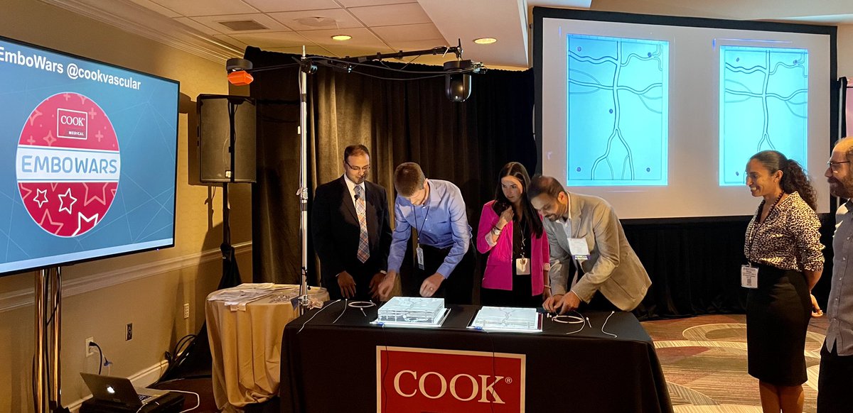 WhereIsYasmin's tweet photo. Incredible #GEST2022 weekend! Packed house #CookTrivia winner @imandalMD and a lively #EmboWars winner @hglenys17 followed by a mini-meetup of the most interesting #IRadRes thanks @iRadRock &amp; @HelenV_ for connecting us. Thank u @thegestgroup @RamChadalavada @kiremagarciamd🙏🏼👏🏻 https://t.co/pxpieelyRe