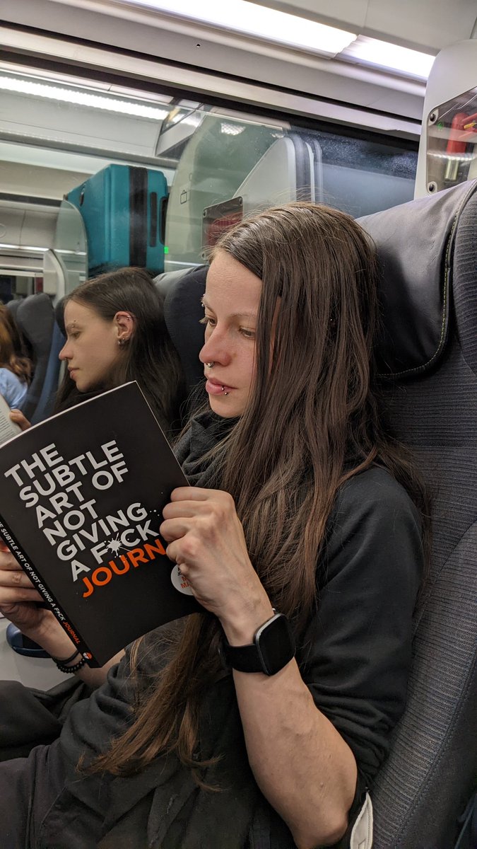 BPackersGuide's tweet photo. There isn't much to see outside the window while riding the #Eurostar in the #Eurotunnel, but luckily I had a great book to read: The subtle art of not giving a f*ck journal from @markmanson Highly recommended!
#FromScotlandToGermany #TrainTravel #Train #LongdistanceTrain https://t.co/QOlwaILE3Z
