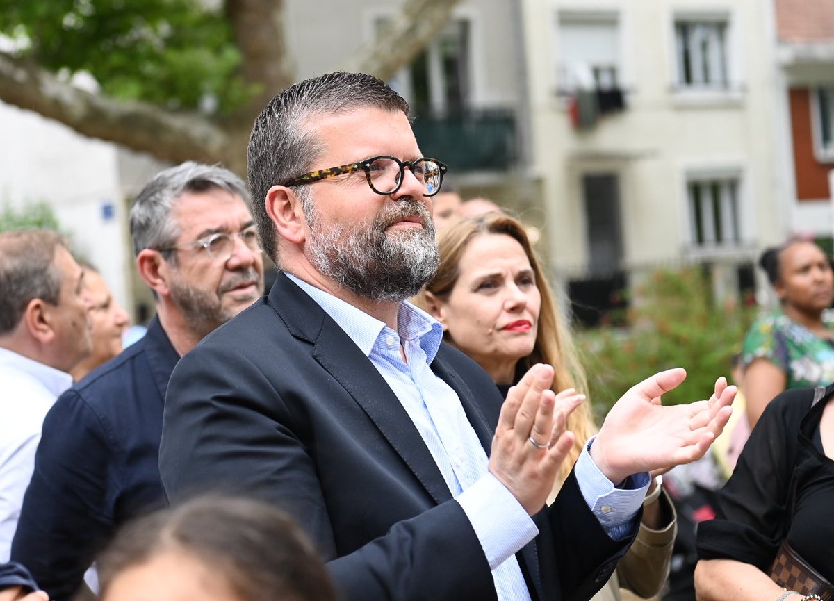 luccarvounas's tweet photo. J’étais très heureux de participer au Grand banquet populaire organisé @Alfortville_94 en partenariat avec la #SociétéduGrandParis ponctué de happenings musicaux et théâtraux de grande qualité. L’occasion de rappeler l’importance du @GdParisExpress dans nos #mobilités de demain. https://t.co/vqpdtFbzgC