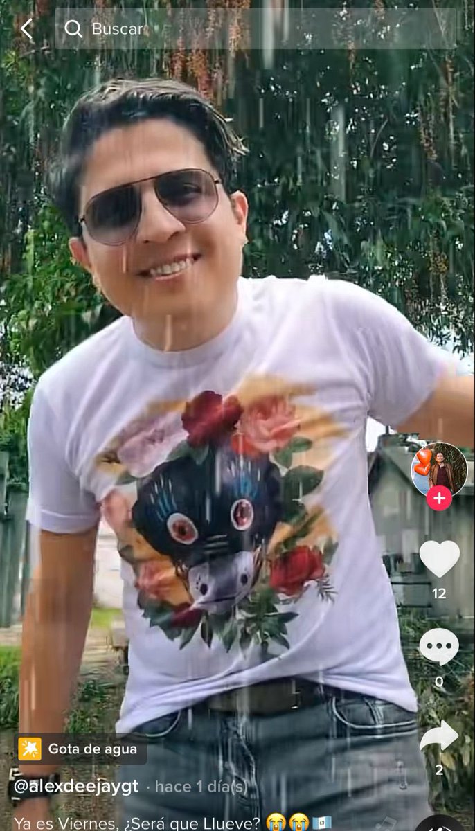 DjPatasParody's tweet photo. Cualquier lugar bueno para hacer tiktoks, incluso en el cementerio ☠️ https://t.co/bOeKbp3f15