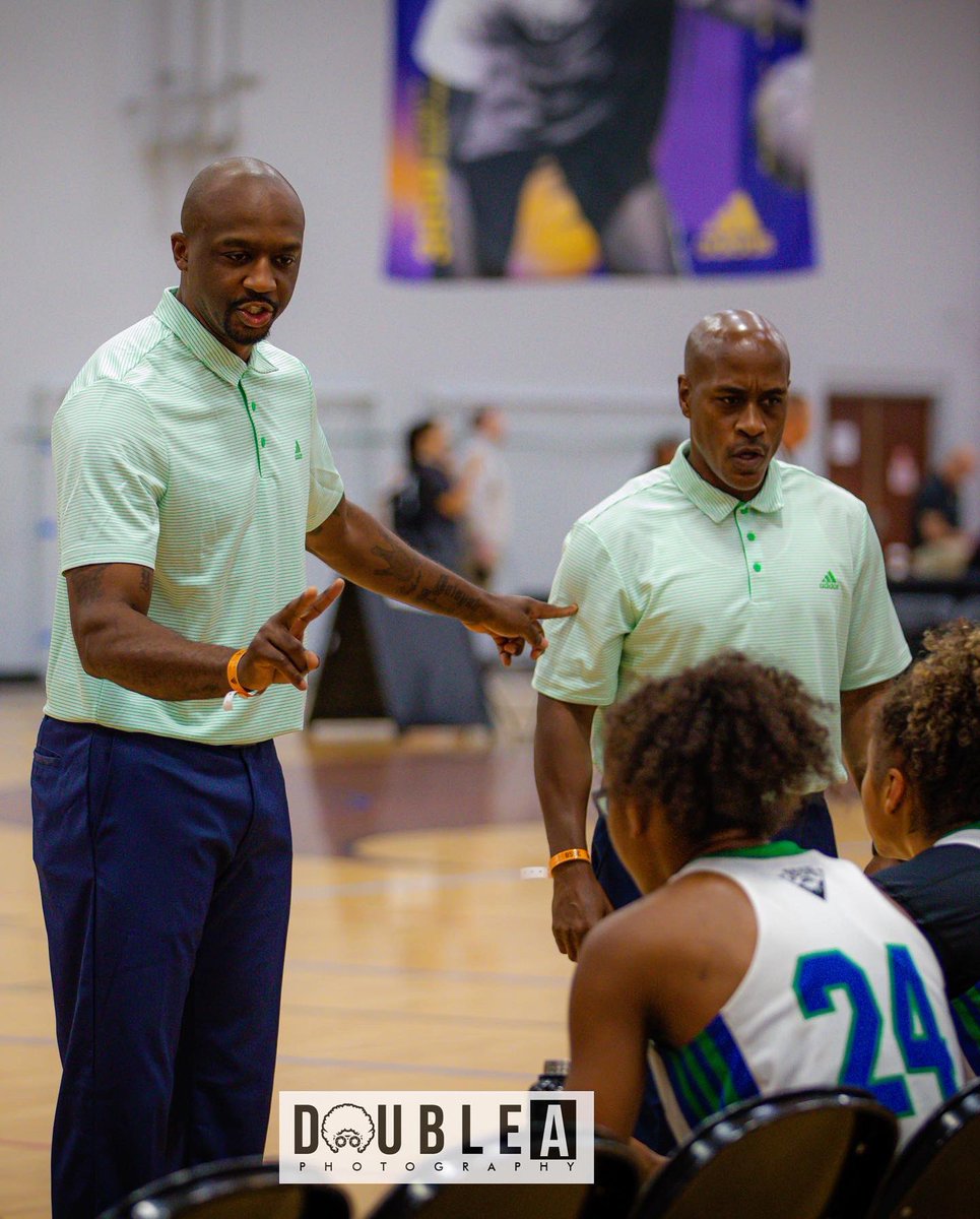 Double A Photography tweet media