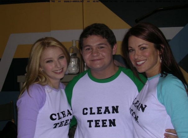 Daily Danneel Ackles (@dailydanneel) on Twitter photo 