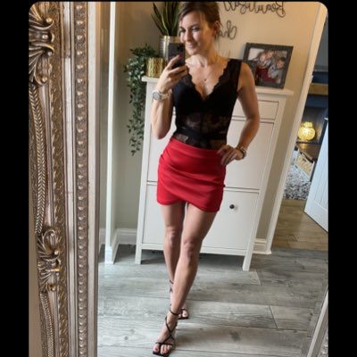 HolColecliffe's tweet photo. #NewProfilePic https://t.co/unCdIIPkE6
