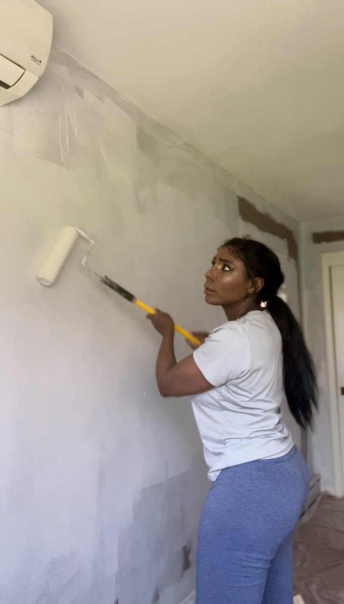 FirstYearAnnive's tweet photo. A little of bit DIY home improvement therapy is a good stress reliever. #lifestyle #stressrelief #diy #paintingtherapy #homerenovation https://t.co/tyogEkWJ8d