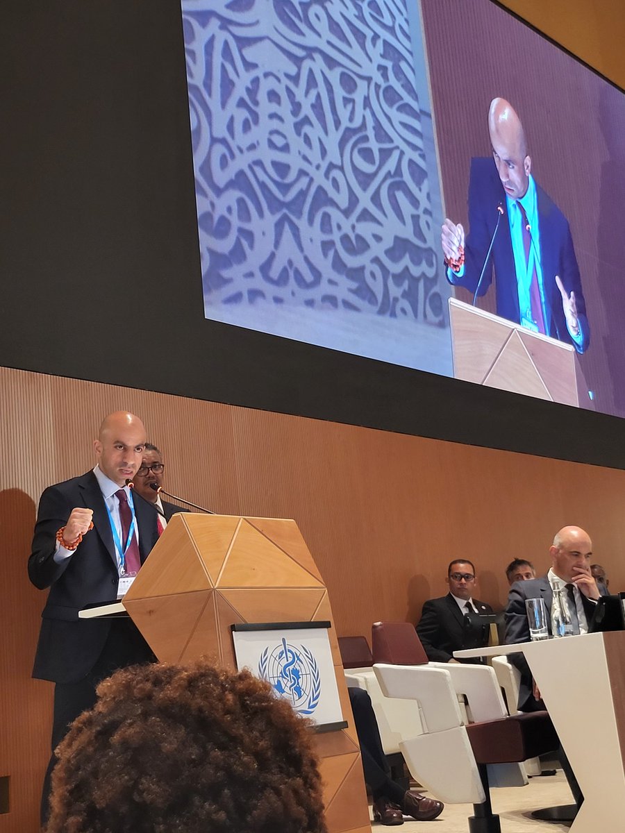 Professor Ahmed Hankir tweet media