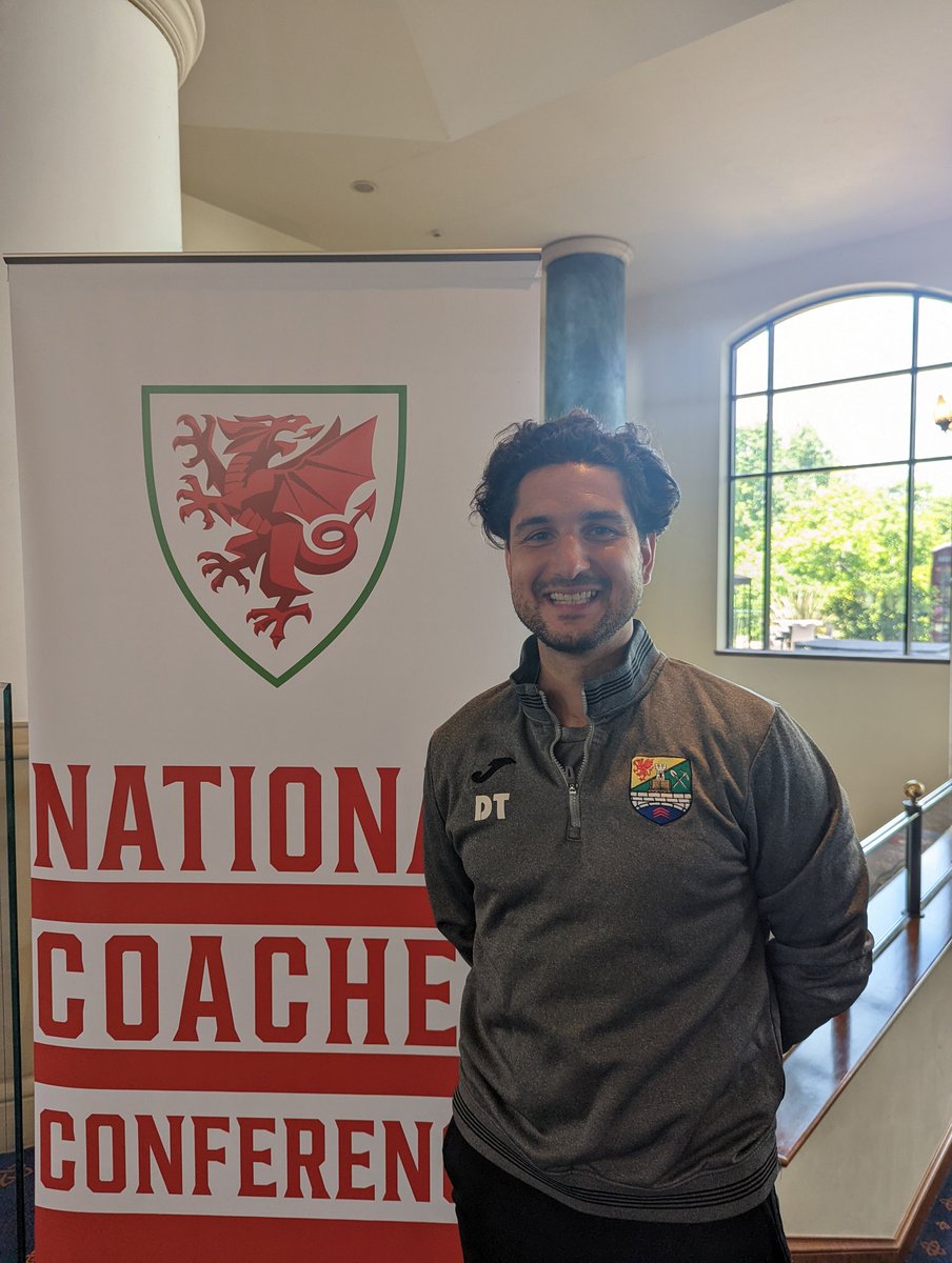 Daniel Tanhai tweet media