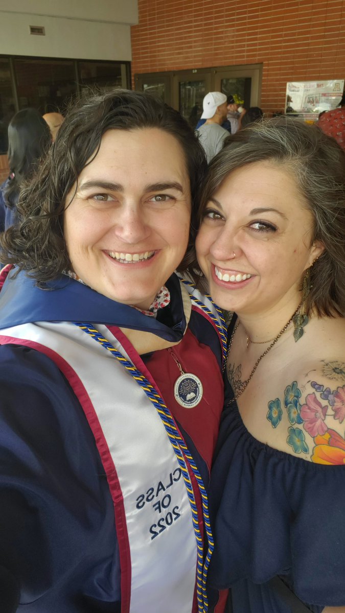 aimsmktg's tweet photo. #UAGCgrad22 ❤️💙 https://t.co/em5AUNvaj1