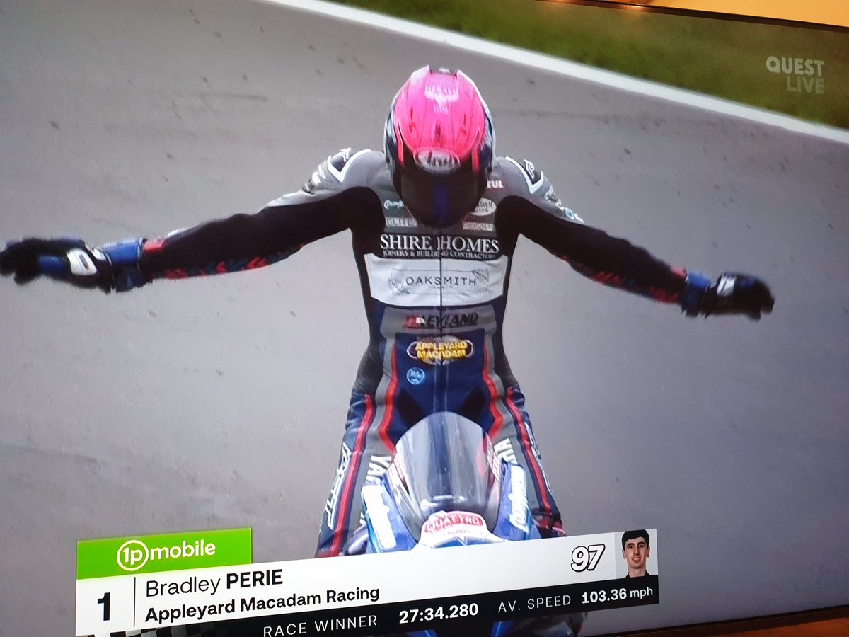 Take a bow <a href="/BRADZnumber97/">Bradley Perie</a> as he does the double at Donington! 
And Harry Truelove pushes through for another 3rd place!