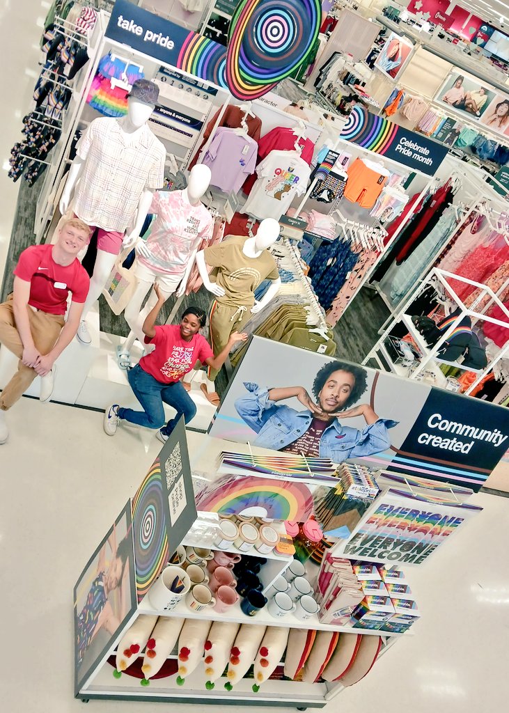 PutsNobody's tweet image. ❤🧡💛💚💙💜🤍🖤🤎
Beaming with PRIDE over this new collection and DBO's Nik and Jasmin for executing the set flawlessly! I foresee this assortment selling out quick, so get it while you still can! Definitely my favorite gateway thus far, so cute, affordable and inclusive! ❤🎯🌈