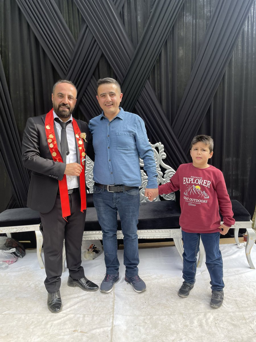 Bir düğünün daha sonuna geldik hadi hayırlısıyla Cengiz çiftçi🧿🧿