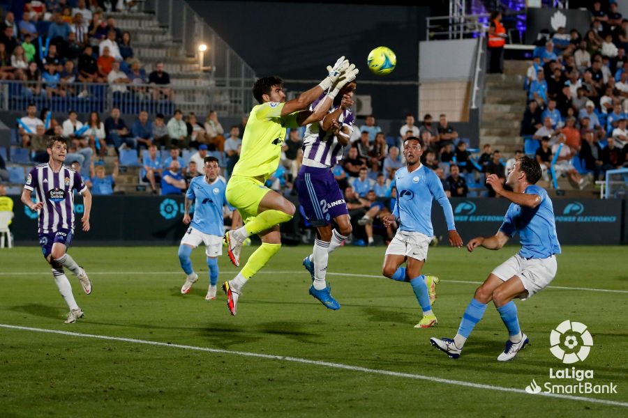 Despedimos la temporada en casa con derrota.😔

Simplemente deciros...🏟

‼️𝐆 𝐑 𝐀 𝐂 𝐈 𝐀 𝐒‼️
‼️𝐆 𝐑 𝐀 𝐂 𝐈 𝐀 𝐒 AFICIÓN‼️
‼️𝐆 𝐑 𝐀 𝐂 𝐈 𝐀 𝐒‼️

Sin vuestro apoyo hubiese sido imposible conseguir el objetivo.🔝

🏆 #LaLigaSmartBank⚽
@laliga <a href="/ibizaud/">UD Ibiza 🩵</a> 💙🤍💙🥅🧤