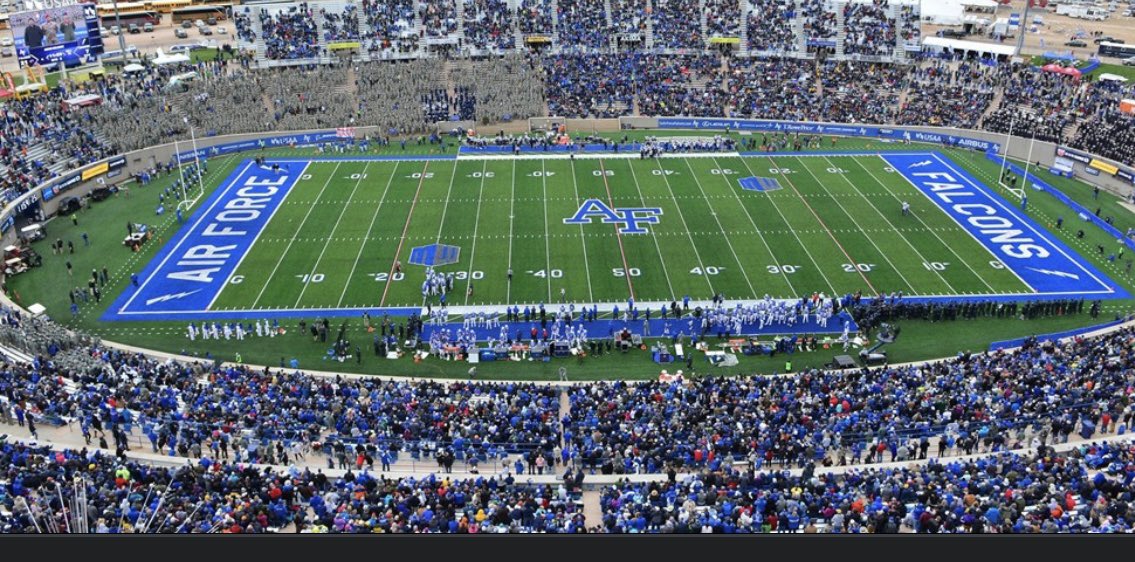depass_daryl's tweet photo. After a great conversation with @CoachAlexMeans I am blessed to receive a FULL offer to play football at Air Force 💙🤍!!  @brycelybrand @extramiletigers @SC_DBGROUP @depass_dorell @BeaufortFB https://t.co/ysuEs931Yo
