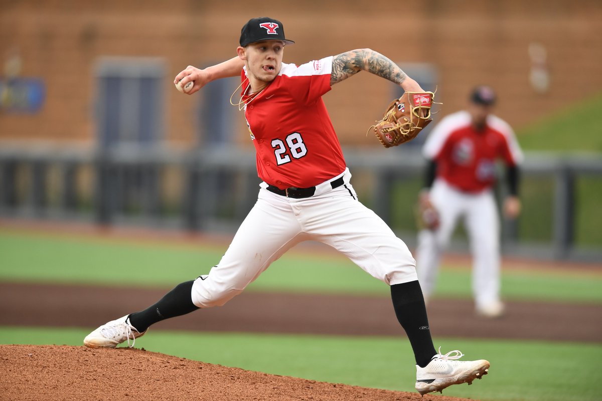 𝗠𝗮𝘁𝘁 𝗕𝗿𝗼𝘀𝗸𝘆 is your 2022 Horizon League regular season ERA champ 👑

🔴 2.91 ERA - Leads #HLBASE
🔴 89.2 IP - Leads #HLBASE 
🔴 92 K - 2nd in #HLBASE, 5th-most in YSU history
🔴 5 victories - T-1st in #HLBASE
🔴 .243 opponent BA - 2nd in #HLBASE 

 #GoGuins🐧⚾️