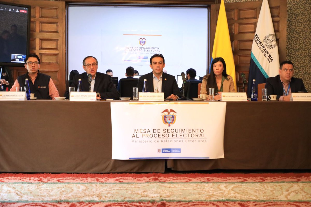 Oficialmente acaban de iniciar  las elecciones presidenciales en Colombia. Colombianos en Nueva Zelanda ejercen su derecho al voto. La democracia en acción habla más fuerte que la desinformación