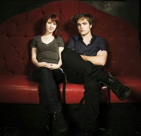 archivetwilight's tweet photo. robert pattinson and hayley williams 💘 https://t.co/6maEEcGLQo