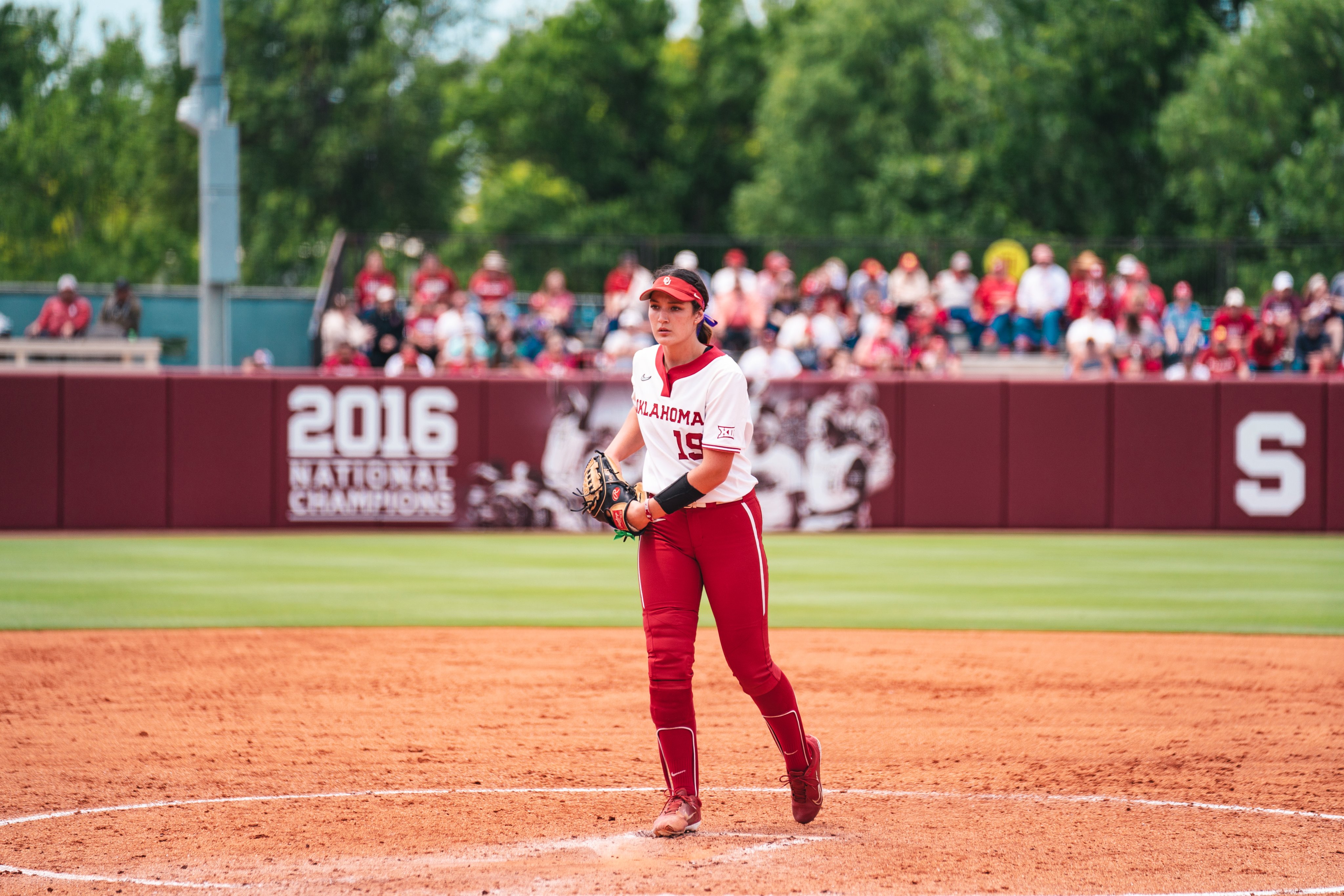 Oklahoma Softball on Twitter "𝐓𝐡𝐫𝐞𝐞 𝐨𝐮𝐭𝐬 𝐚𝐰𝐚𝐲 from runrule No. 3️⃣7️⃣