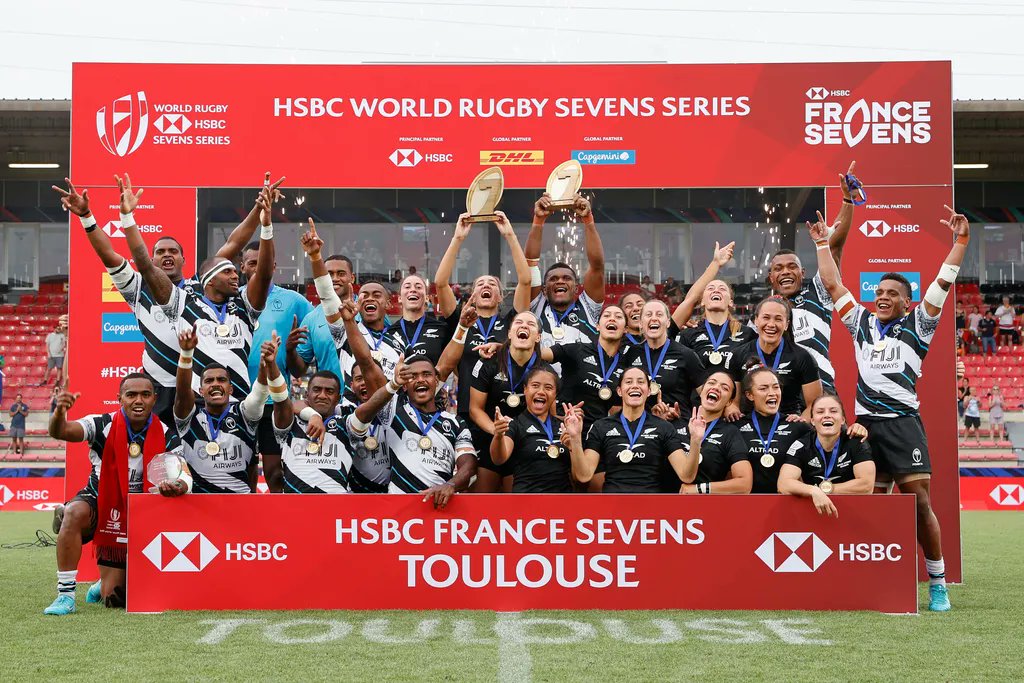 Fiji7sTeam's tweet photo. CHAMPIONS IN FRANCE! 🏆🇫🇯🎊

Fiji retain the #France7s title beating Ireland 🇮🇪 29-17 in the Cup Final! Fiji earlier beat Samoa 🇼🇸 28-7 in the semi-final. Well done boys! https://t.co/ED9WsQtbnR