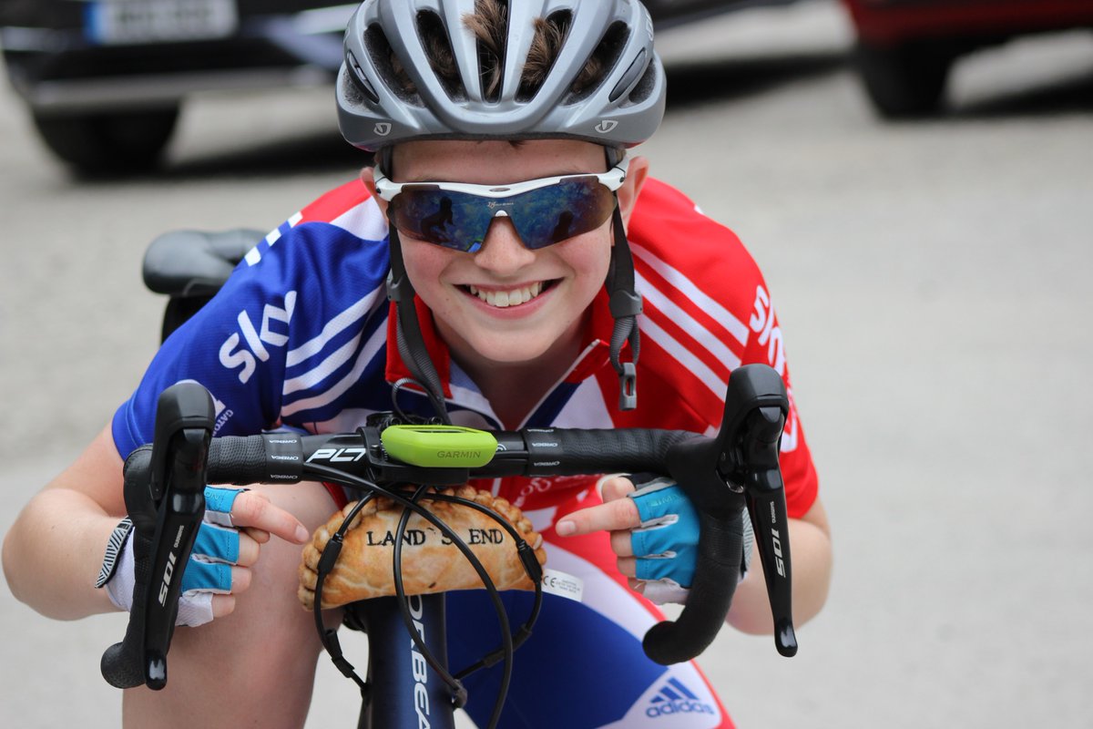 dashnale's tweet photo. When FS Brown did LEJOG he took a little Cornish Pastie on the front of his bike!  I wonder if there’s a Welsh Squadron that has a little Welsh Dragon to do the Queens Jubilee Challenge on Alex”s bike! @451SqnATC @WandWAirCadets @RCWalesandWest1 @OCWMercianWing @carolvorders https://t.co/5gwBMAKRqr