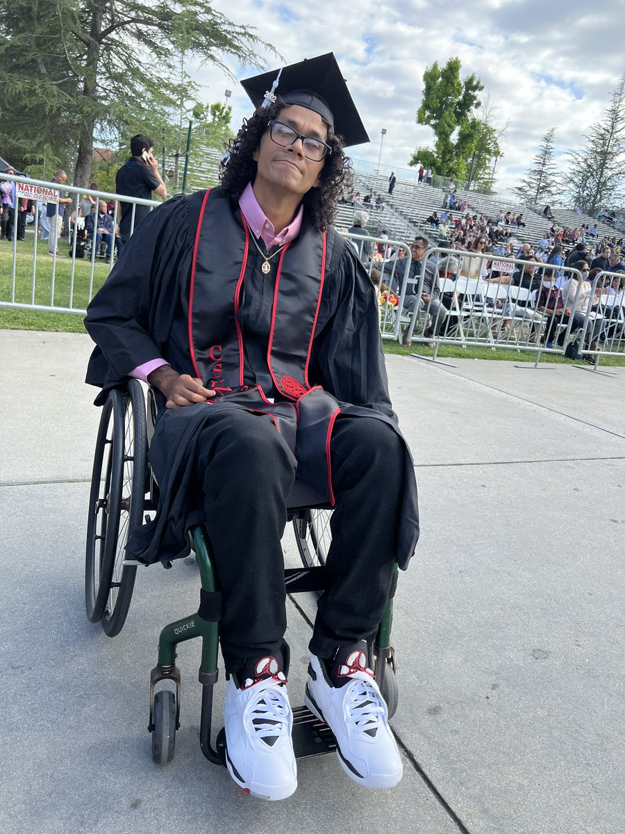 Kayceebeasts's tweet image. On to master this craft. #CSUNGrad