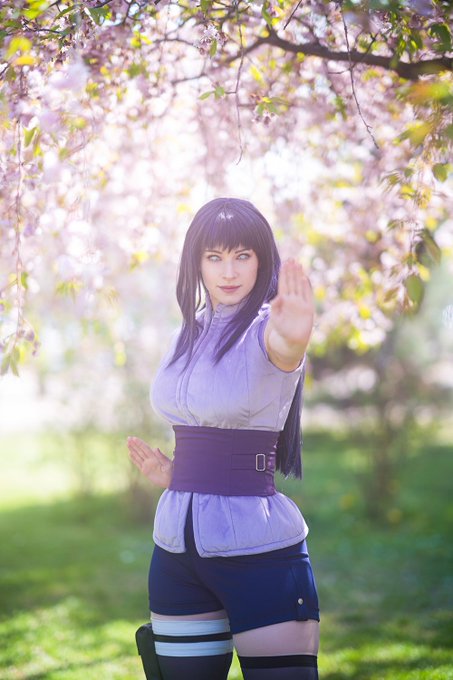 I really enjoyed wearing Hinata! :3 I hope I can take this costume to an event soon! https://t.co/Lg